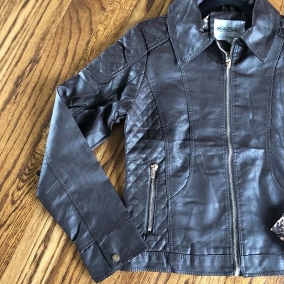 Jacket - Picture 4 of 5